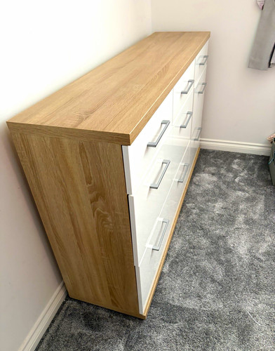 White light wood effect - &,