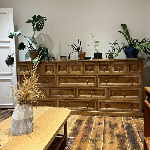 Traditional solid wood - wood, chest